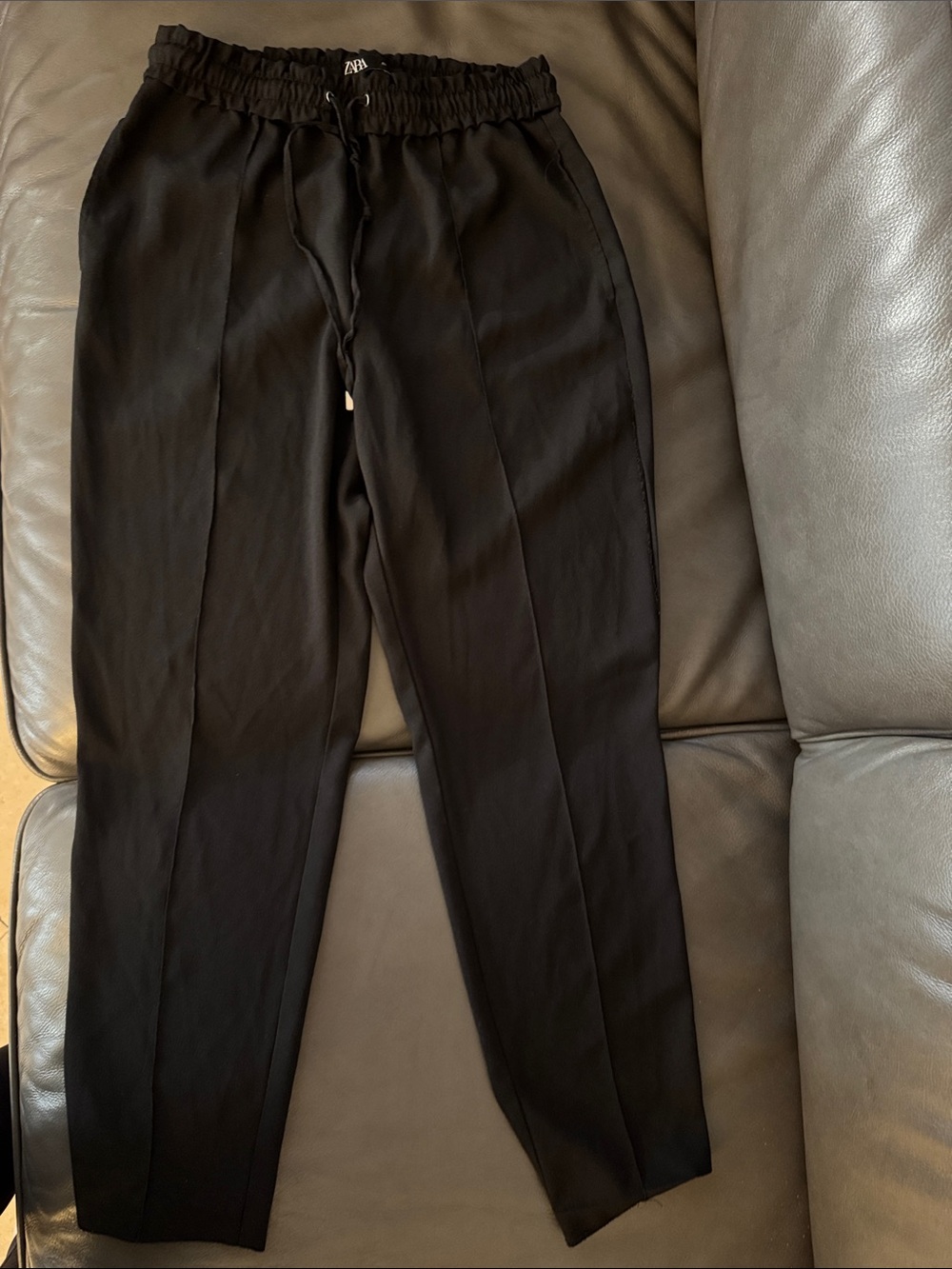 Zara Men's Black Drawstring Tapered Trousers